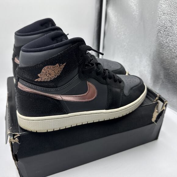 Size 11 - Air Jordan 1 Retro High Bronze Medal main image 6